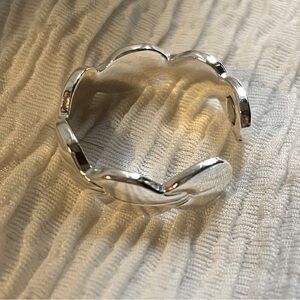 Elegant Scalloped Silver Ring